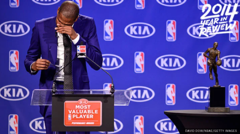 Kevin Durant gives his MVP award speech in 2014.