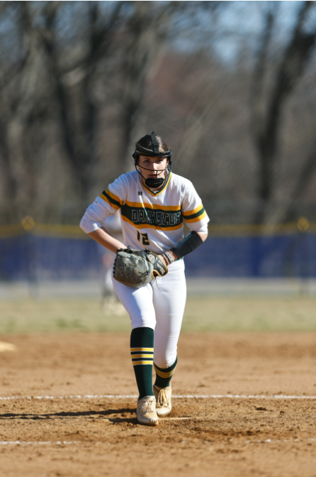 Ana DiGiandomenico (10) prepares to deliver a pitch.